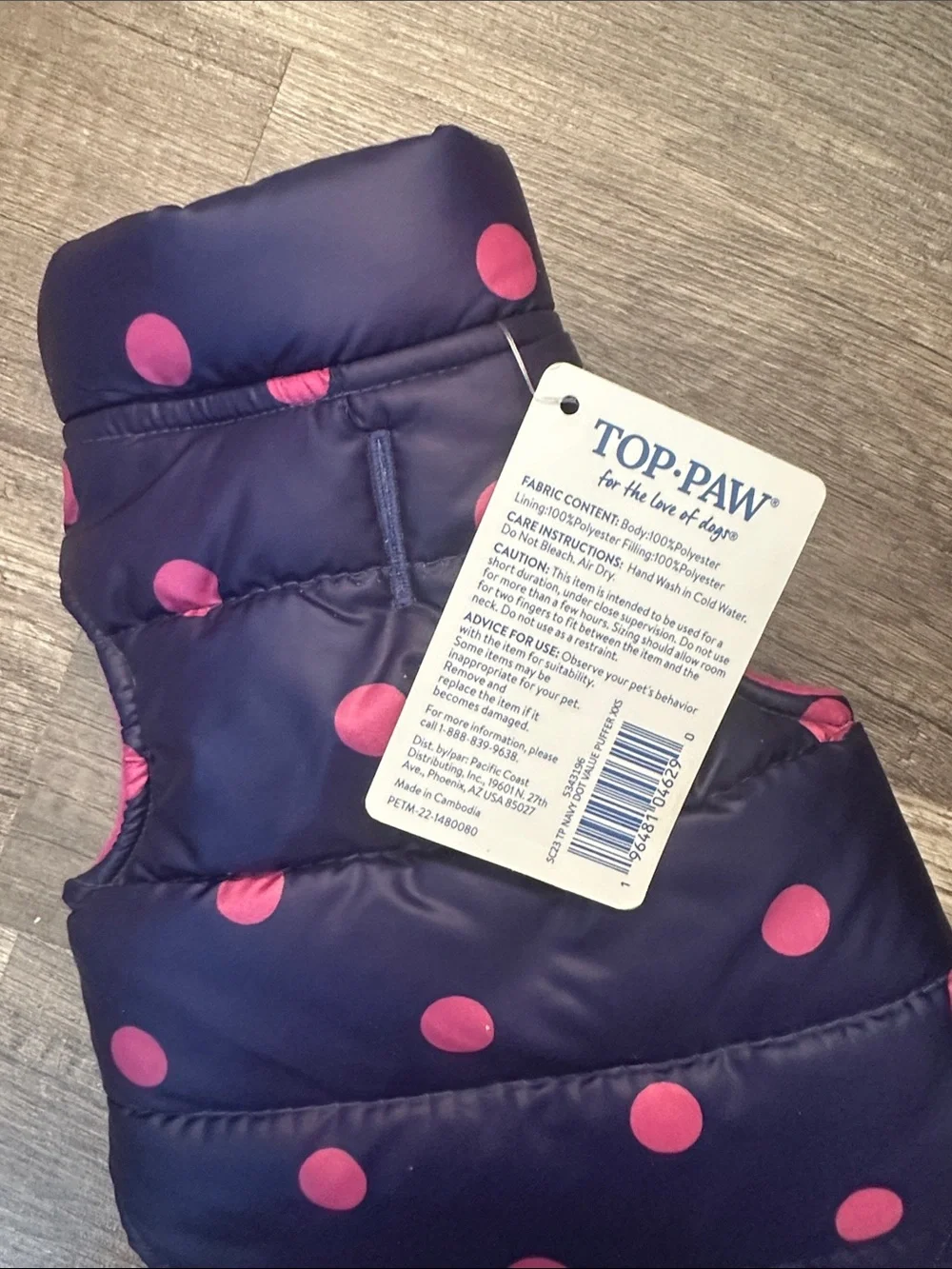 Brand New Top Paw Dog Apparel Polka Dot Puffer Vest for dogs in size XX-Small